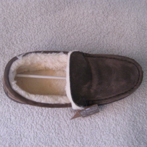 Lamo Harrison Moc Chocolate Brown Slippers - Picture 11 of 12